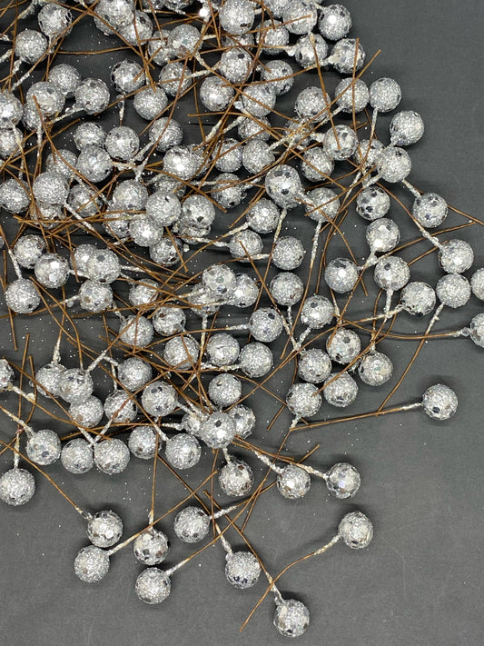 Faux Ball / Cherry , Design - 12