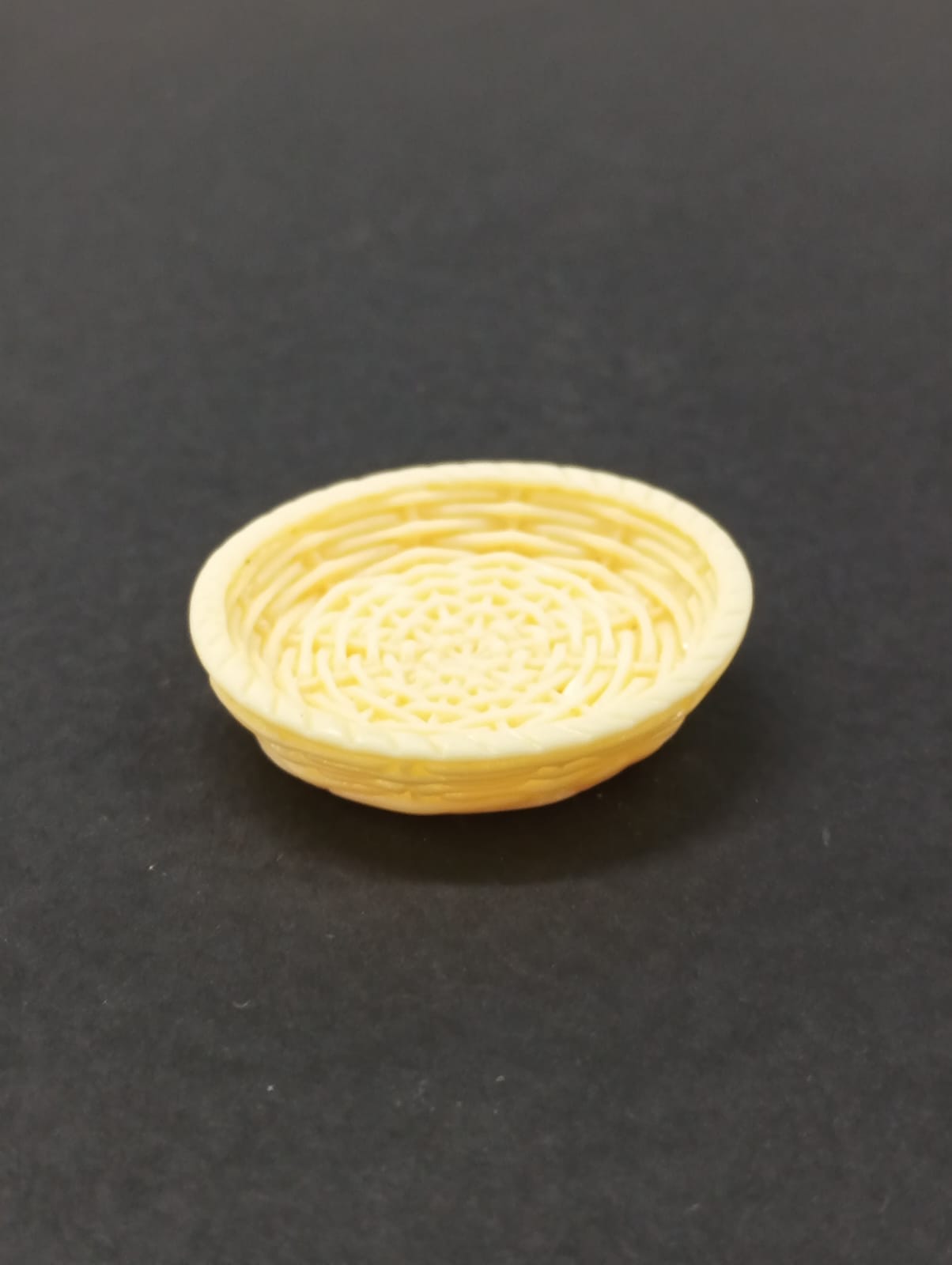 Plates Miniature, 4 pieces, Design- 831
