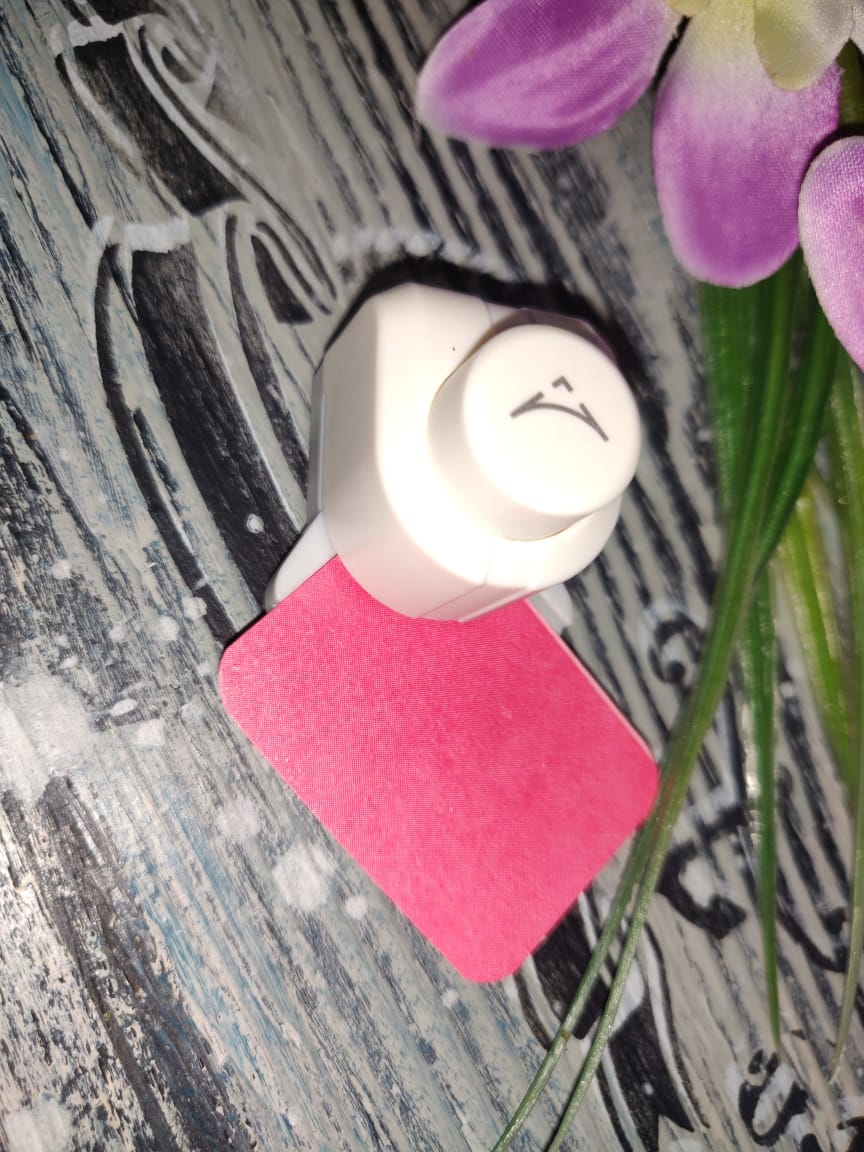 Mini Corner Punch