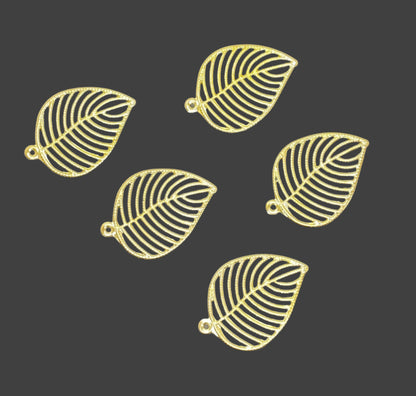 Metal Leaves – 50 pieces