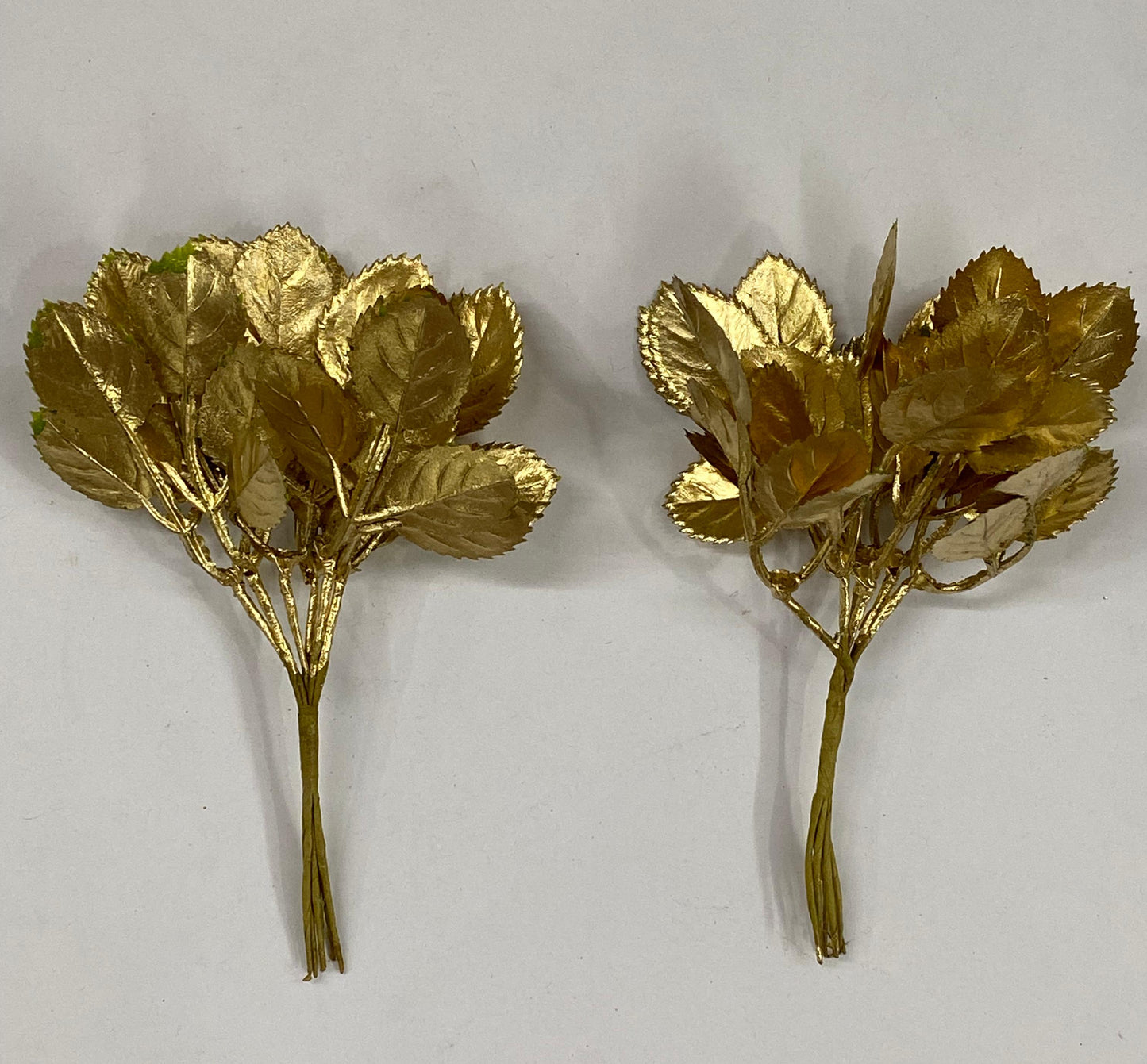 Gold Leaves / Leaf , Design - 36