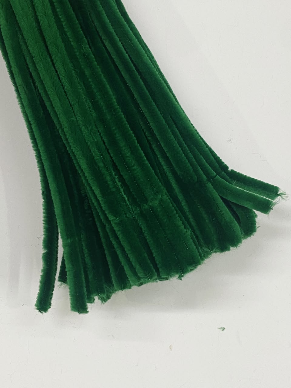 Straw / Pipe Cleaner - Dark Green ,  1 pack /  Shade 72
